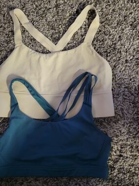 Athleta M Teal and Cream Strappy Sports Bras Set